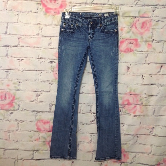 🦋 Mis me boot cut jeans size 26X33 - Picture 4 of 7